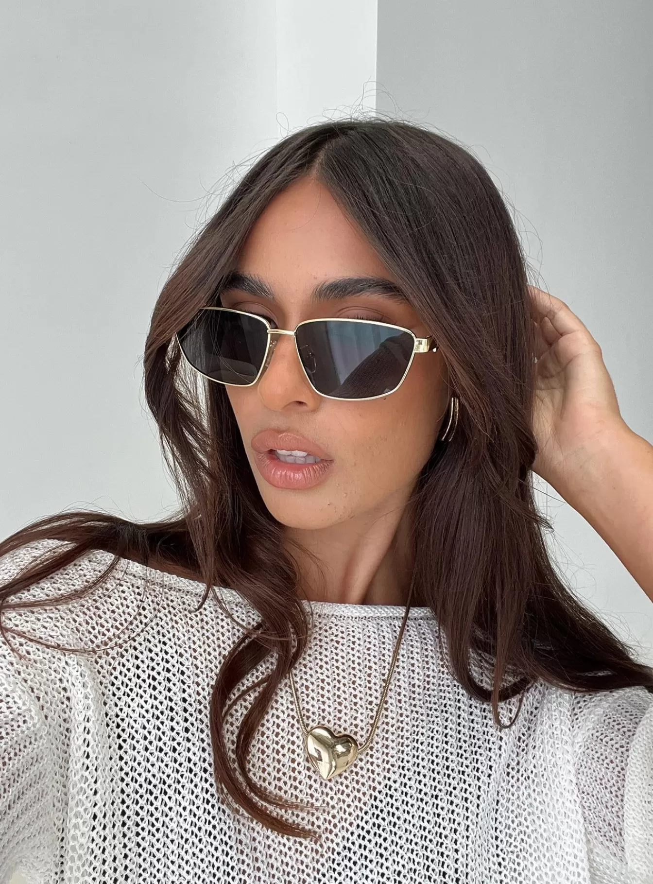 Princess Polly Sunglasses | Aletta Sunglasses Black / Gold