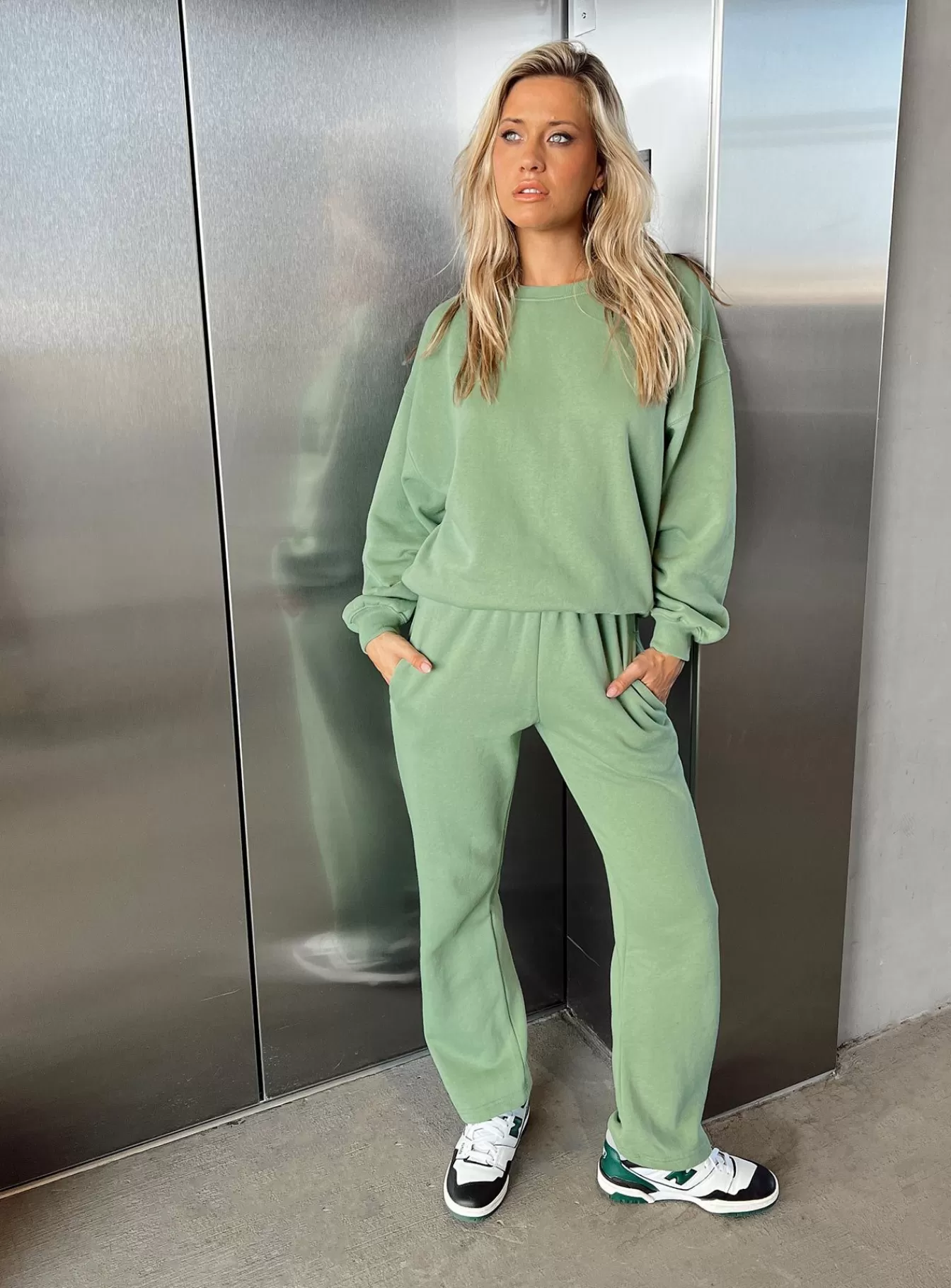 Princess Polly Pants | Arya Straight Leg Track Pants Green