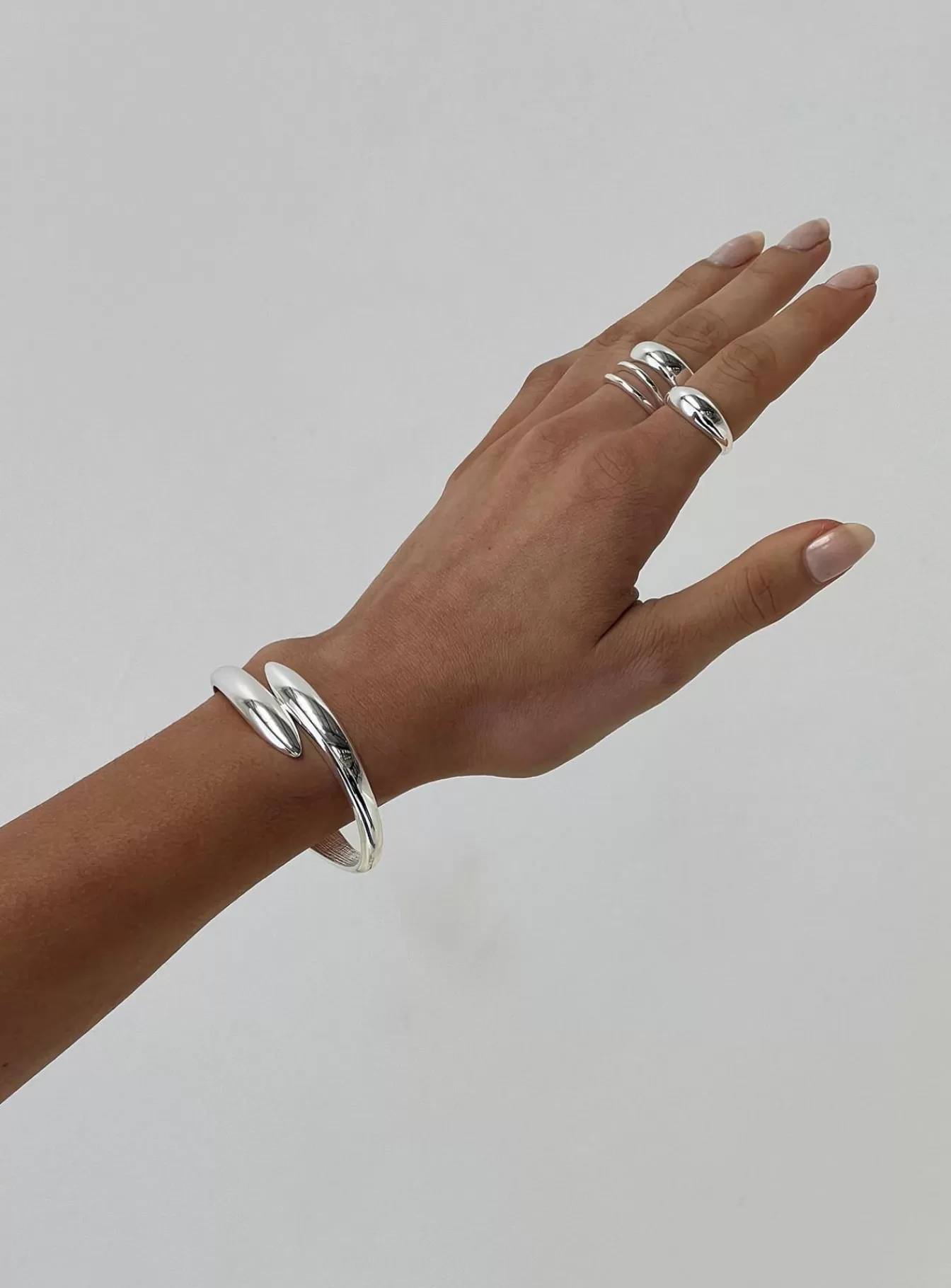 Princess Polly Lower Impact | Barberry Cuff Silver