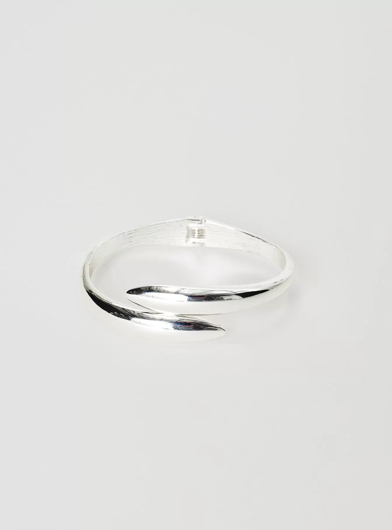 Princess Polly Lower Impact | Barberry Cuff Silver