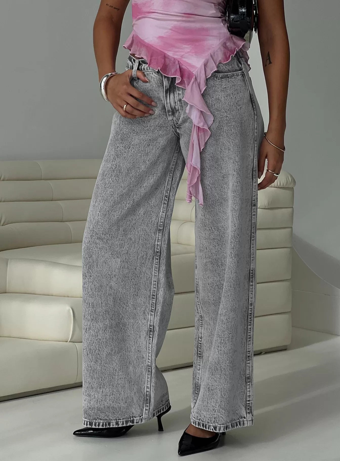Princess Polly Jeans | Brayden Low Wise Relaxed Jeans Grey Acid Wash