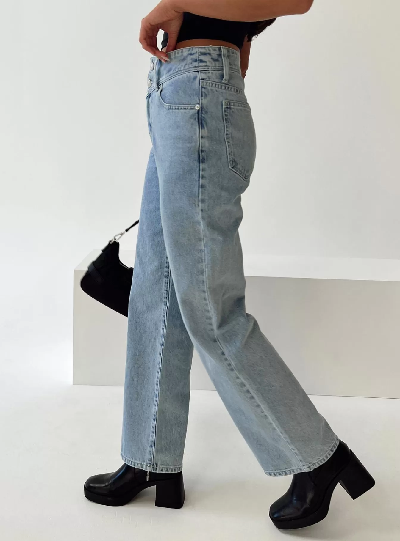 Princess Polly Jeans | Hasmyn Straight Leg Jeans Light Wash Denim