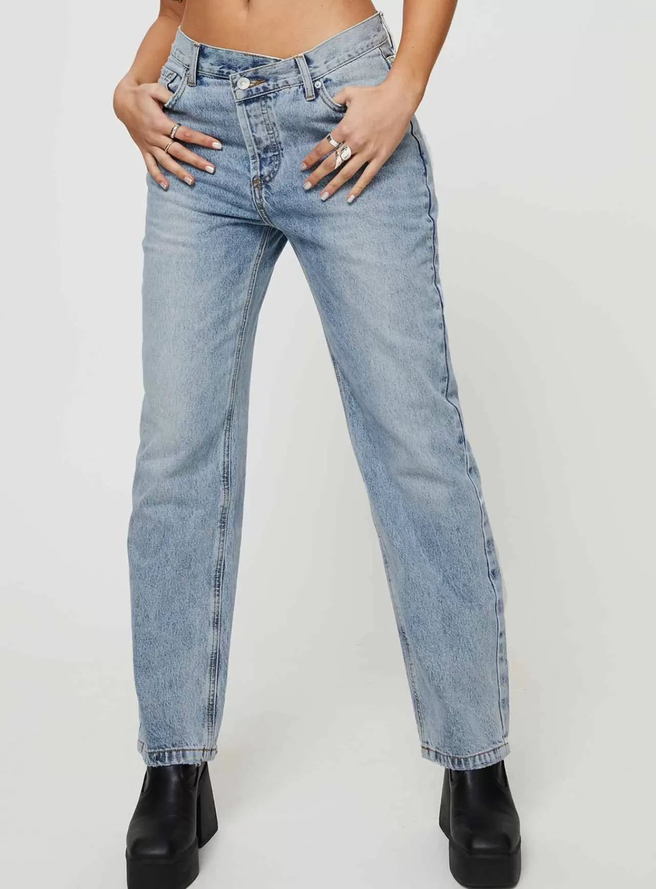 Princess Polly Jeans | Holly Asymmetric Straight Leg Jean Light Wash Lower Impact Denim