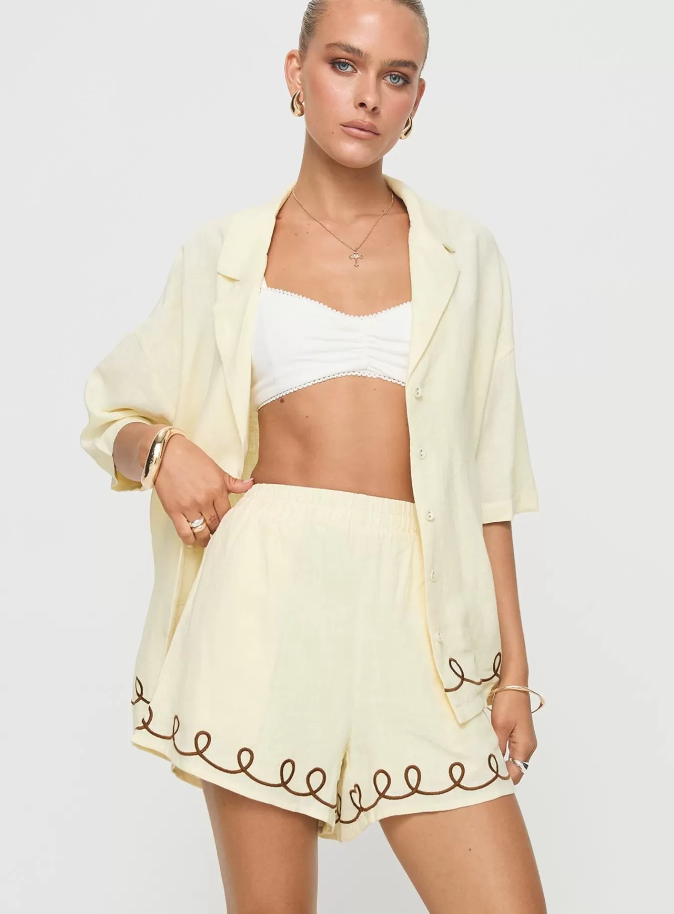 Princess Polly Shorts | Jamari Linen Blend Shorts Cream / Brown