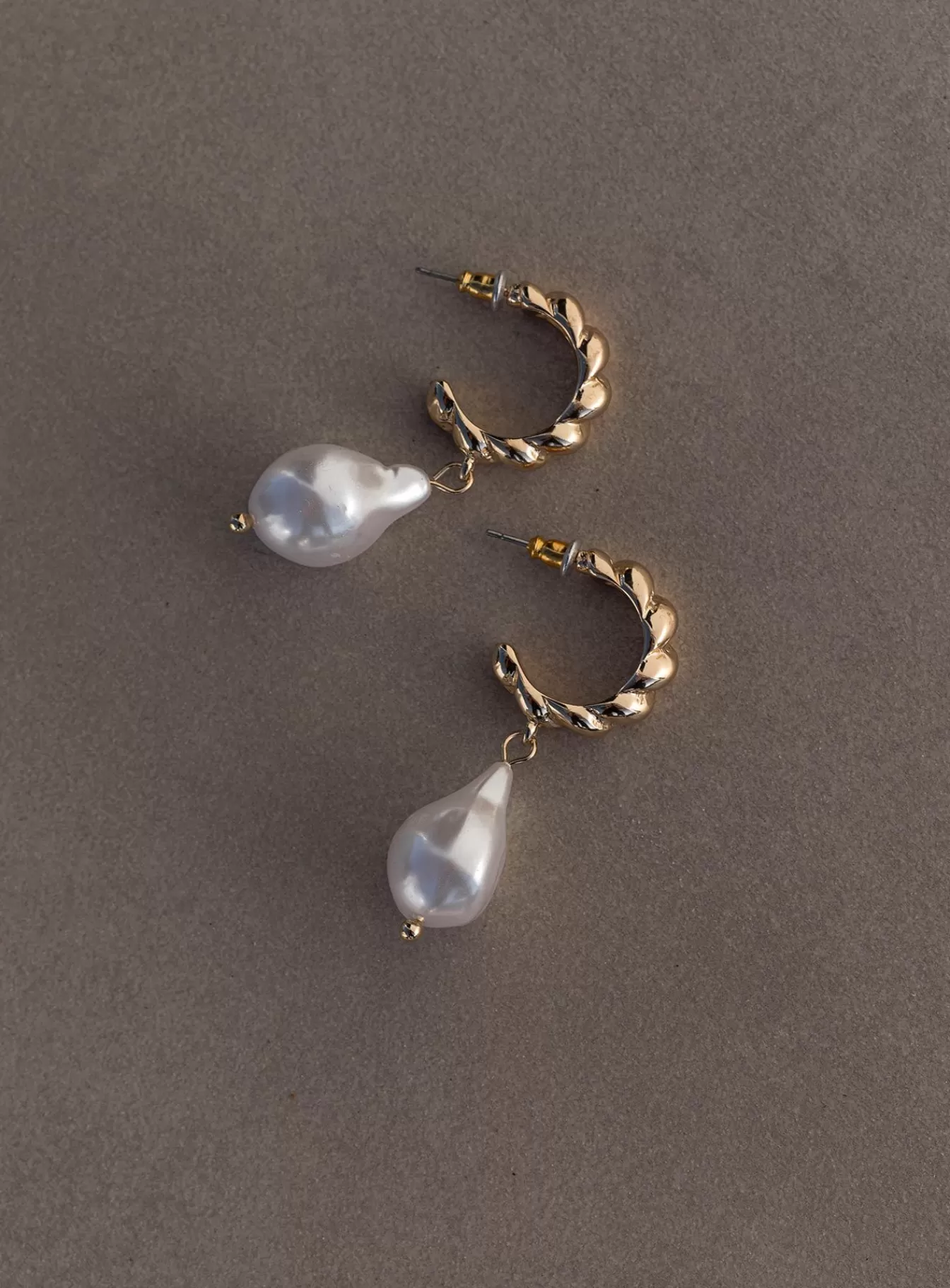 Princess Polly Earrings | Jaxson Pearl Drop Earrings Gold