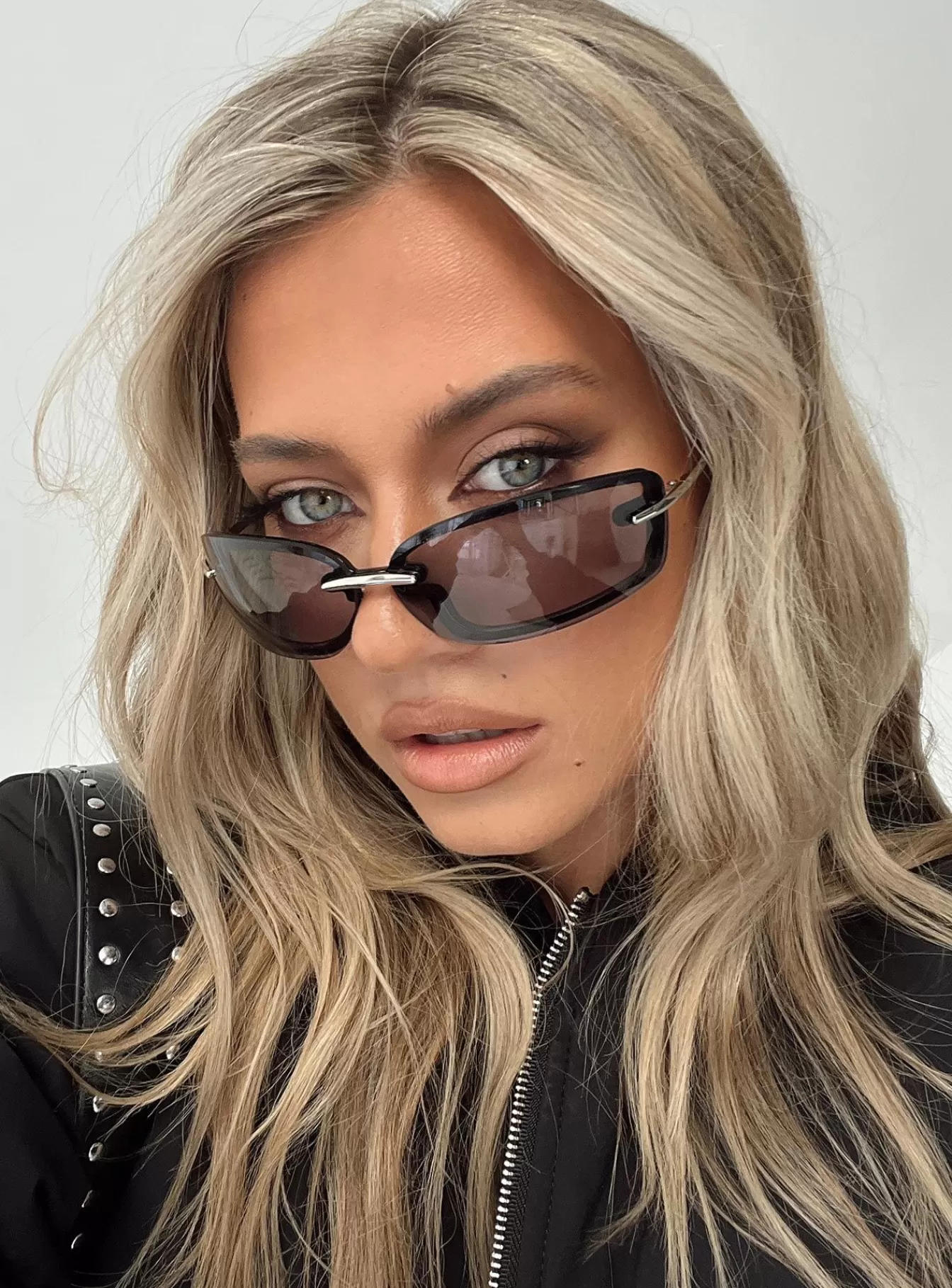 Princess Polly Sunglasses | Let Down Sunglasses Black