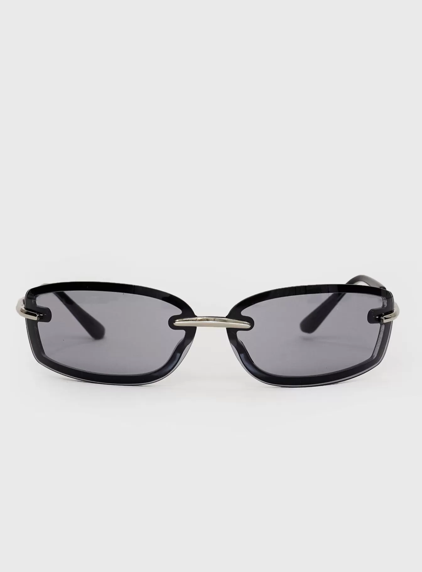 Princess Polly Sunglasses | Let Down Sunglasses Black