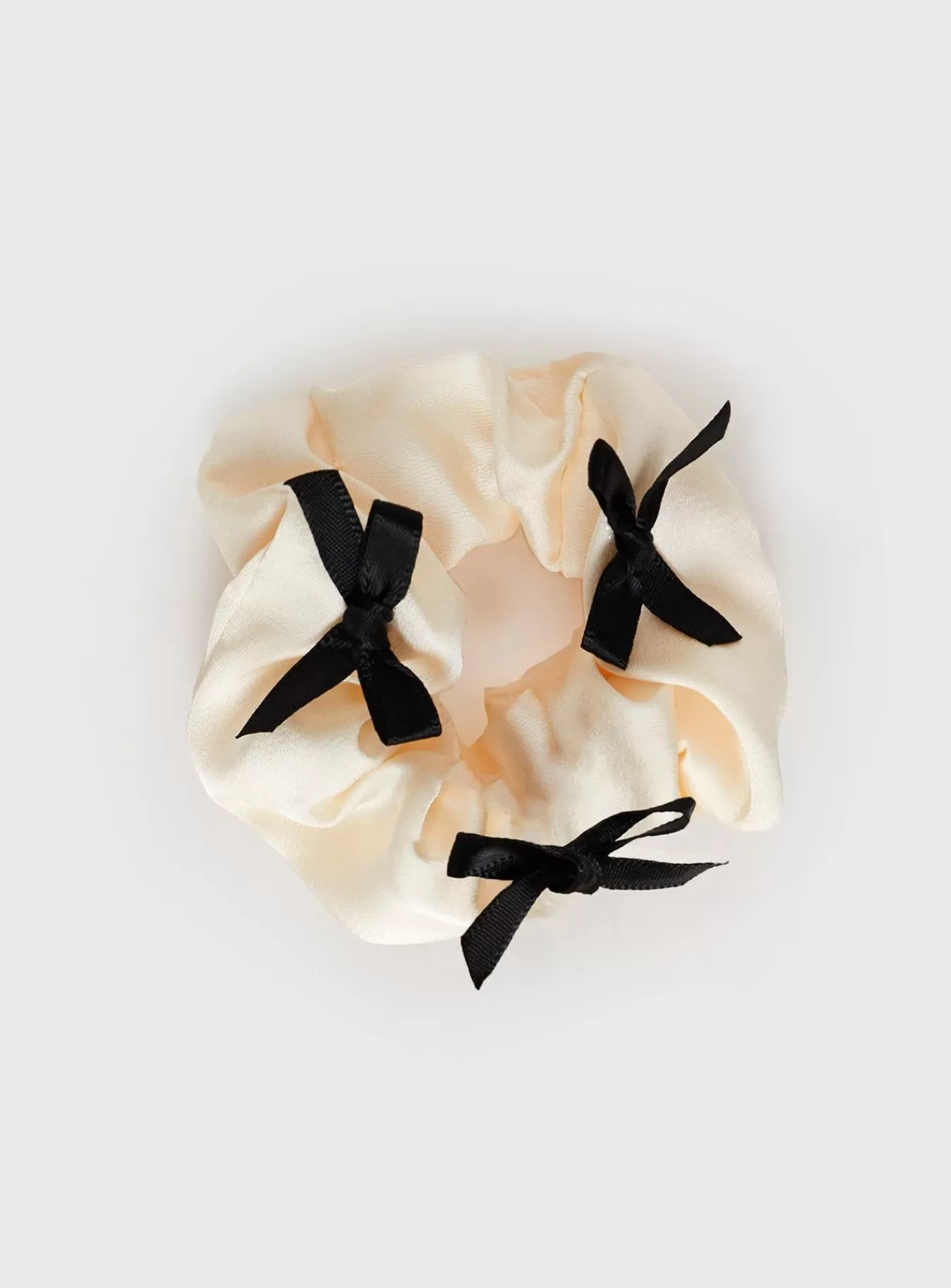 Princess Polly Hair Accessories | Mekhi Bow Scrunchie Cream