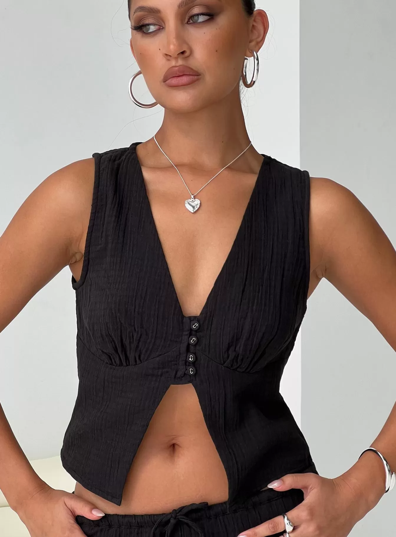 Princess Polly Crop Tops | Momo Vest Top Black