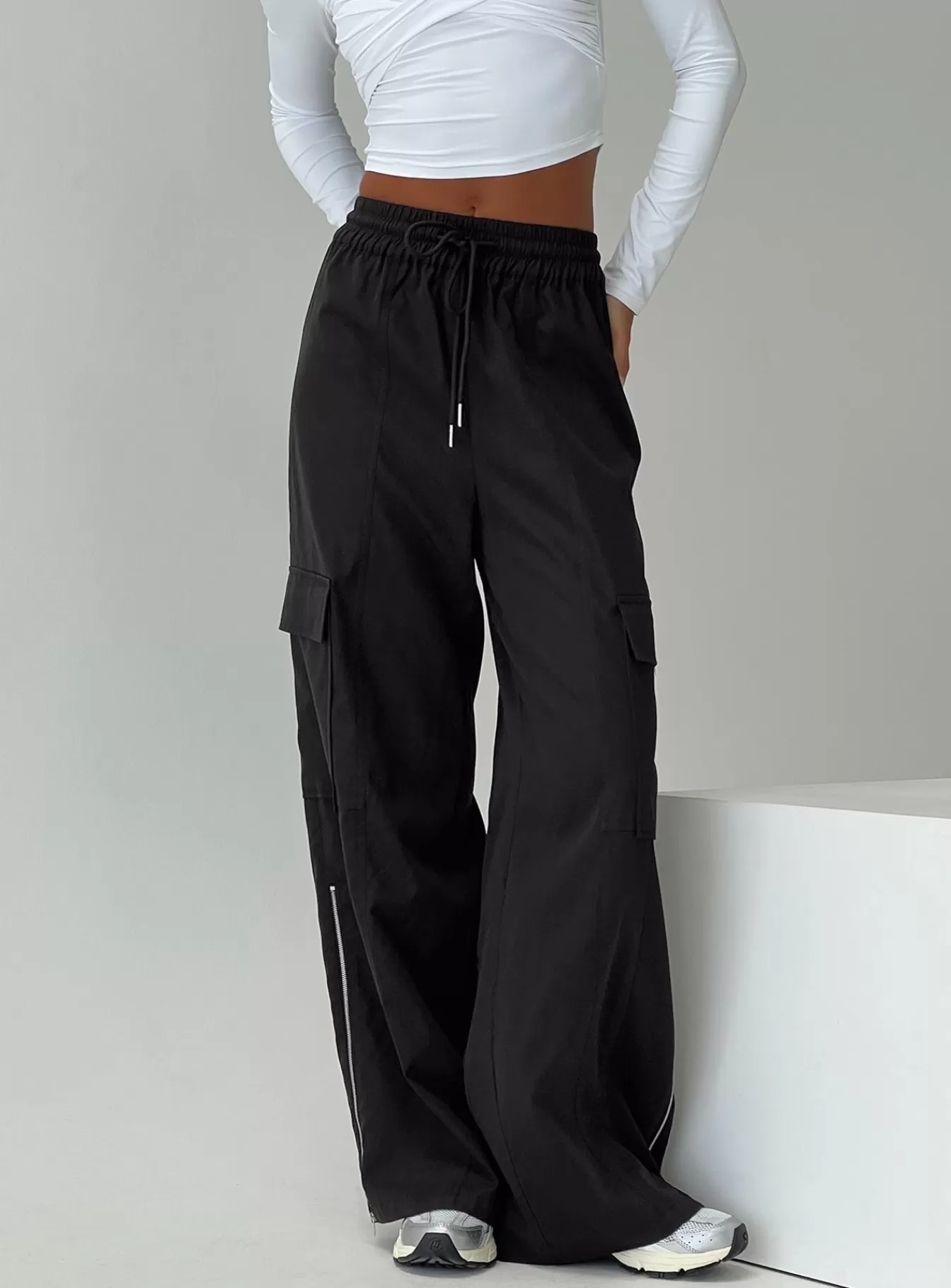 Princess Polly Pants | Presson Cargo Pants Washed Black