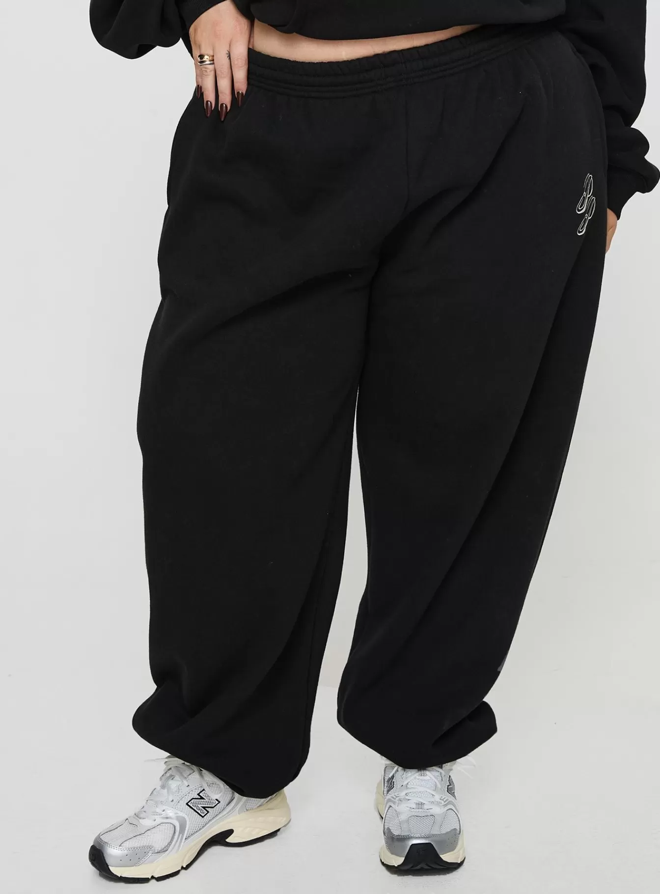 Princess Polly Pants | Track Pants Script Curve Black / Ivory