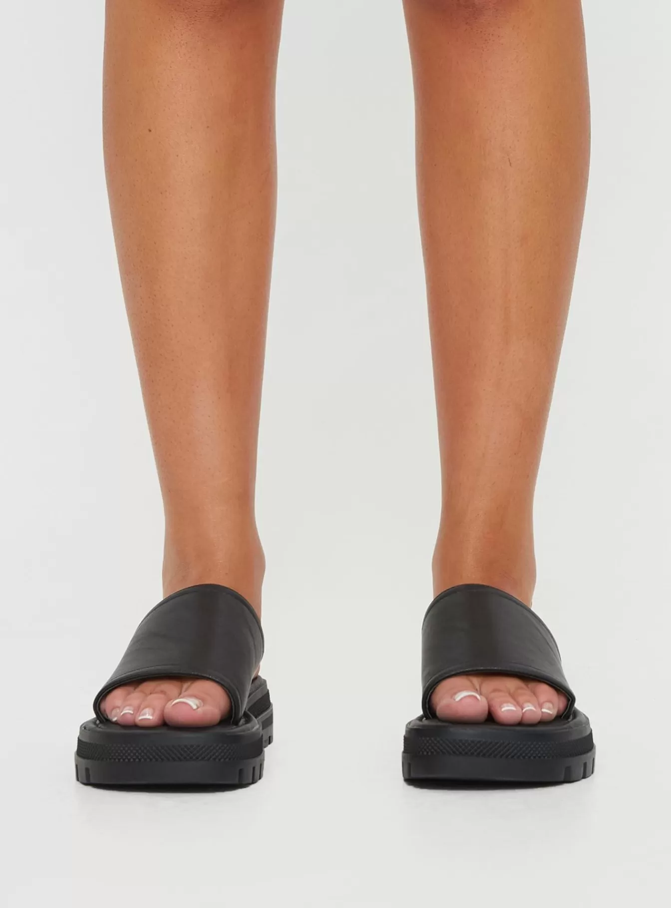 Princess Polly Sandals | Therapy Raid Sandals Black