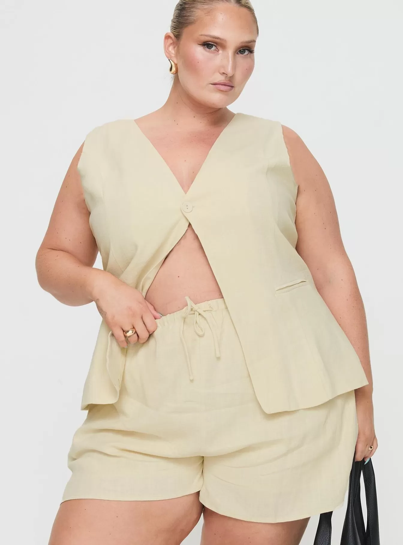 Princess Polly Shorts | This Summer Linen Blend Shorts Curve Sand