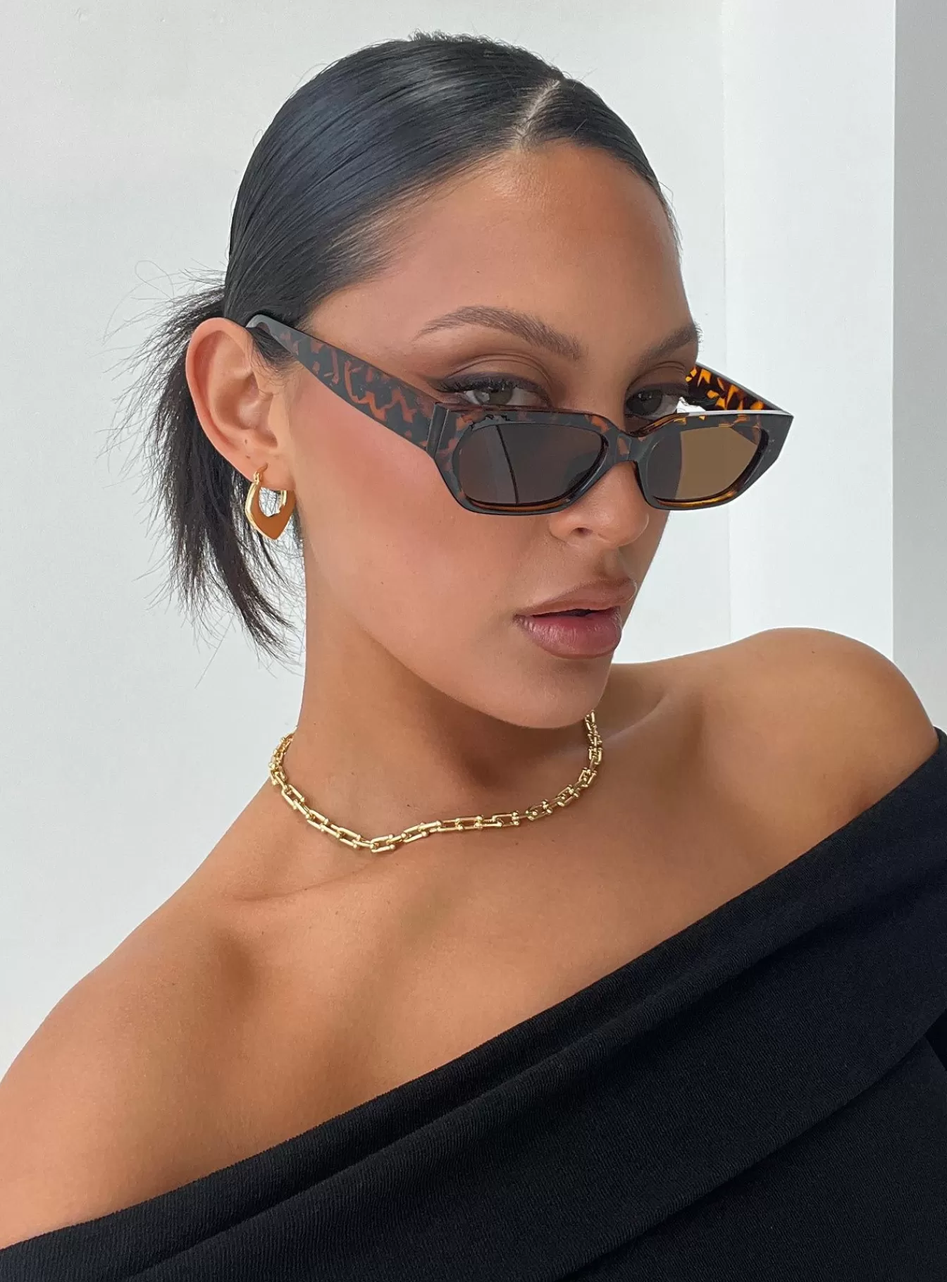 Princess Polly Sunglasses | Winnick Sunglasses Tort