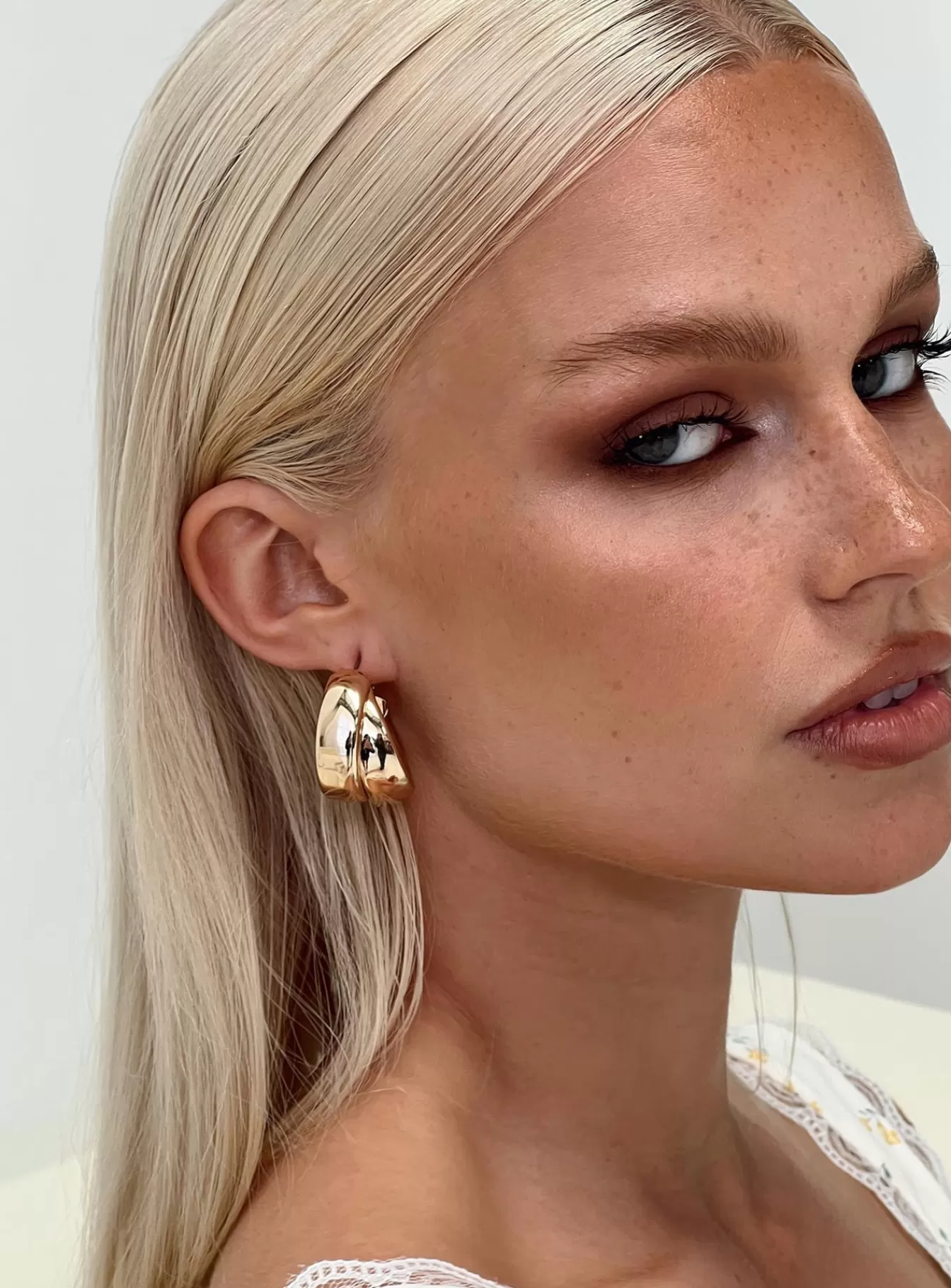 Princess Polly Earrings | Zaveri Earrings Gold