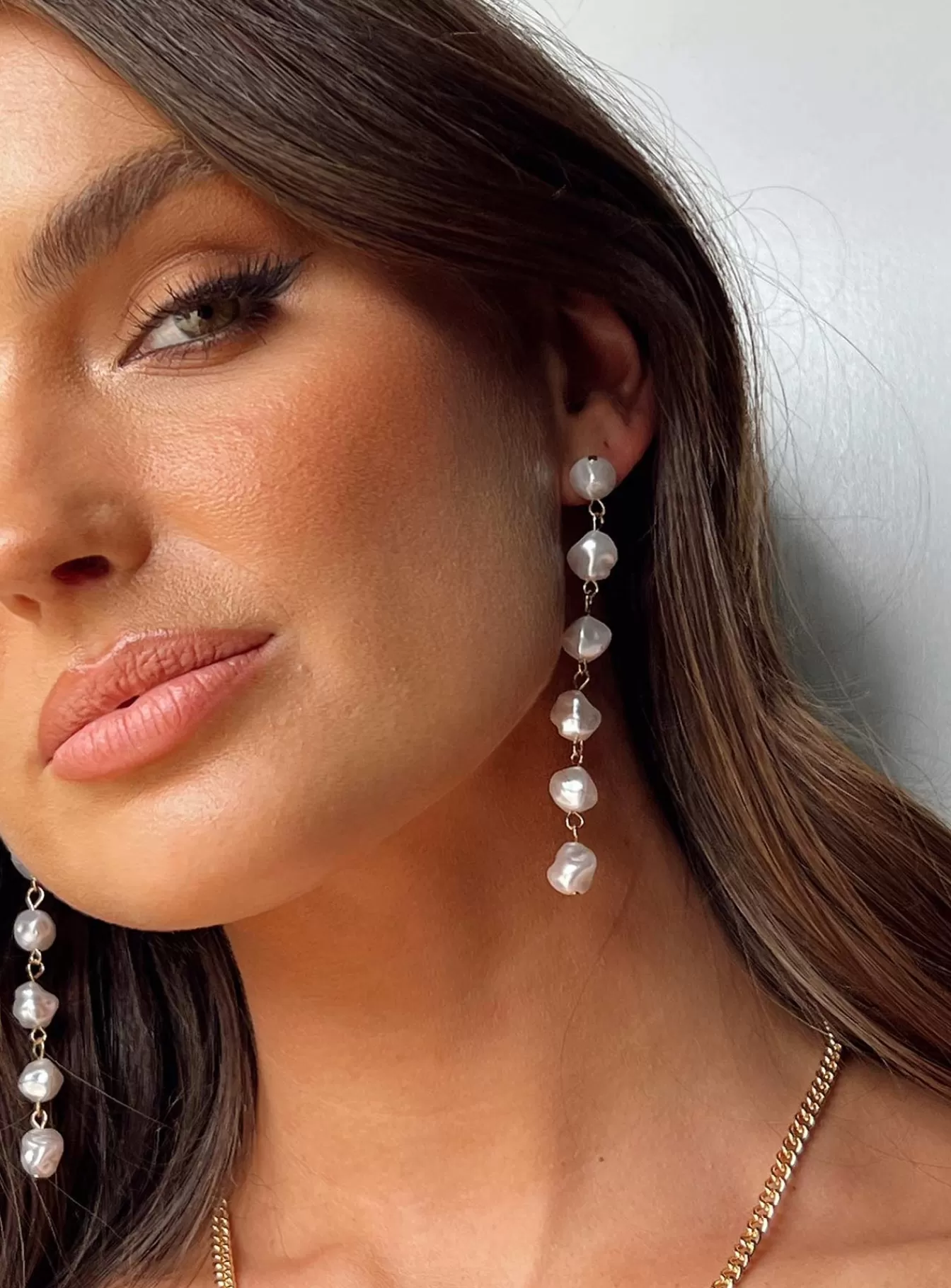 Princess Polly Earrings | Zelaya Pearl Earrings / White Gold