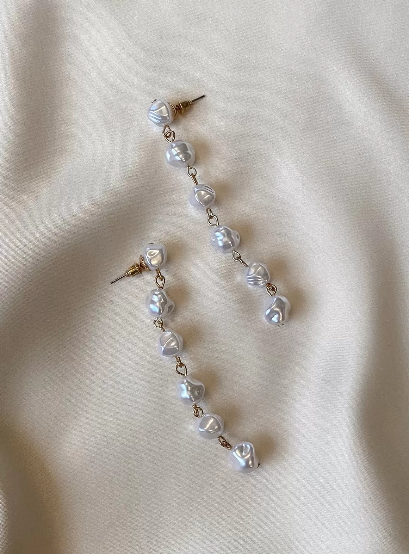 Princess Polly Earrings | Zelaya Pearl Earrings / White Gold